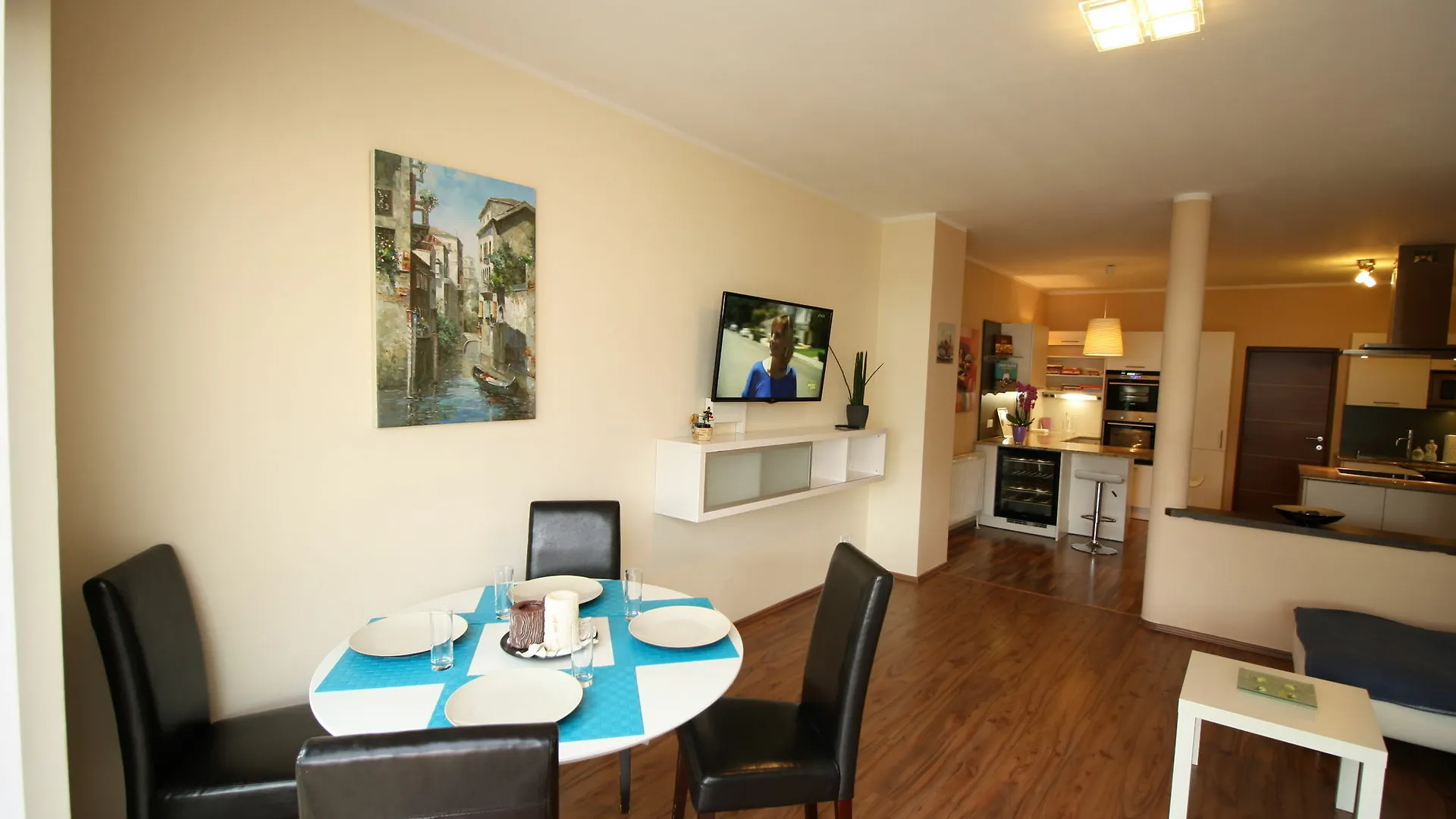 Suite Deluxe Schoenbrunn Vienna 0*,